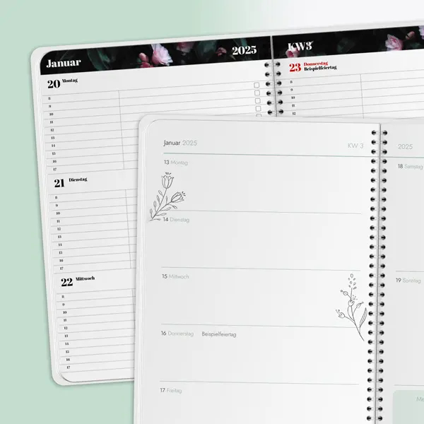 Lehrerkalender selbst gestalten: Das Bild zeigt zwei verschiedene Layout-Optionen für die Unterrichtsplanung im Vergleich – einen Planer mit vertikalen Spalten und Checklisten sowie eine Variante mit horizontalen Zeilen und floralen Deko-Elementen
