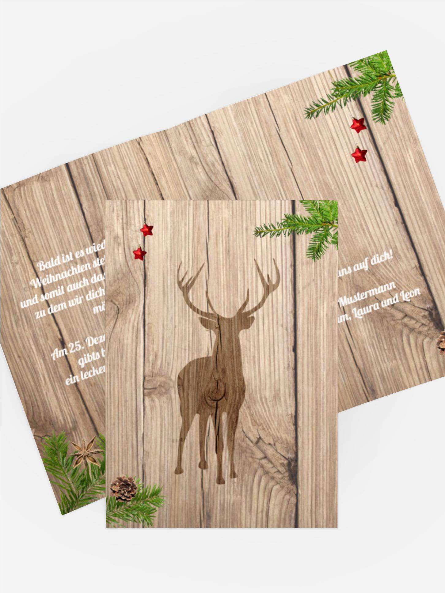 Weihnachts Einladungskarte privat Holztisch